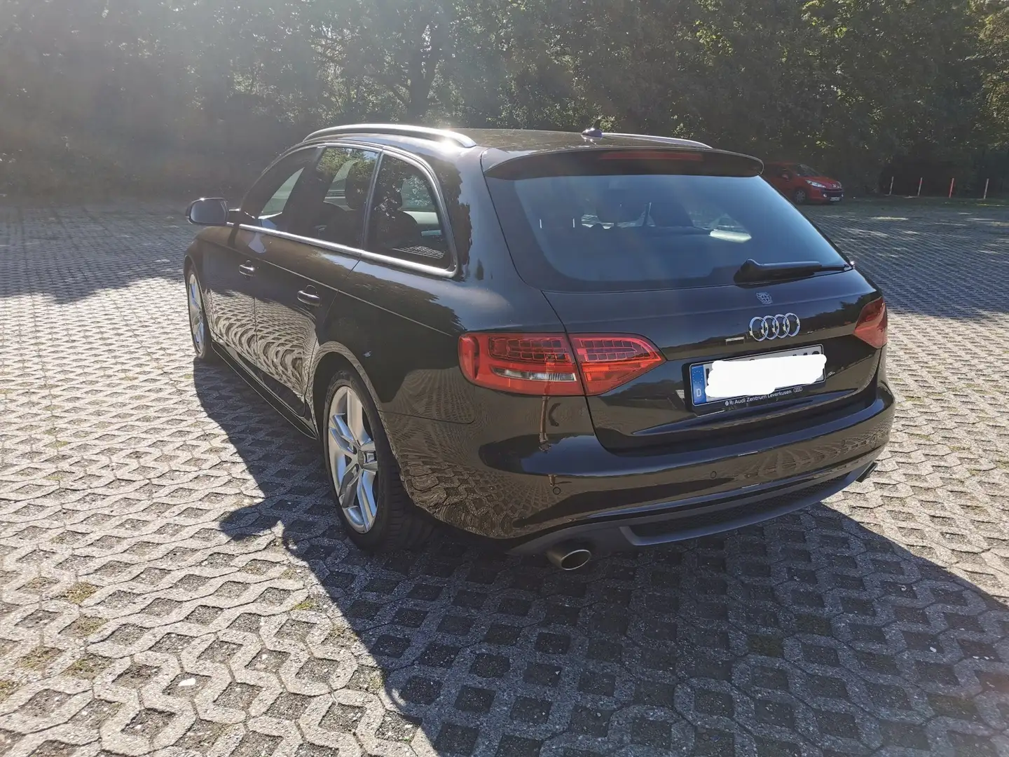 Audi A4 Avant 2.7 TDI DPF S line Sportpaket (plus) Braun - 2