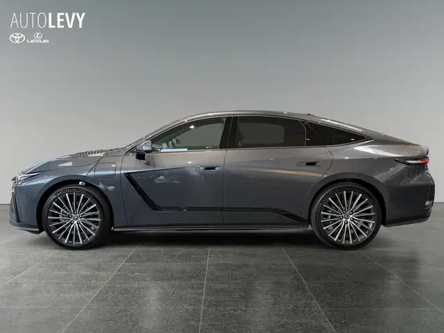 Lexus Es view 3