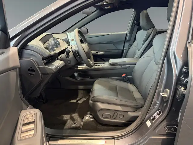 Lexus Es view 10