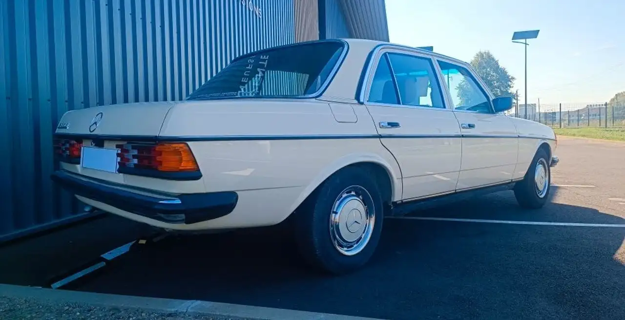 Mercedes-Benz 230 Mercedes 230e W123, foto 5