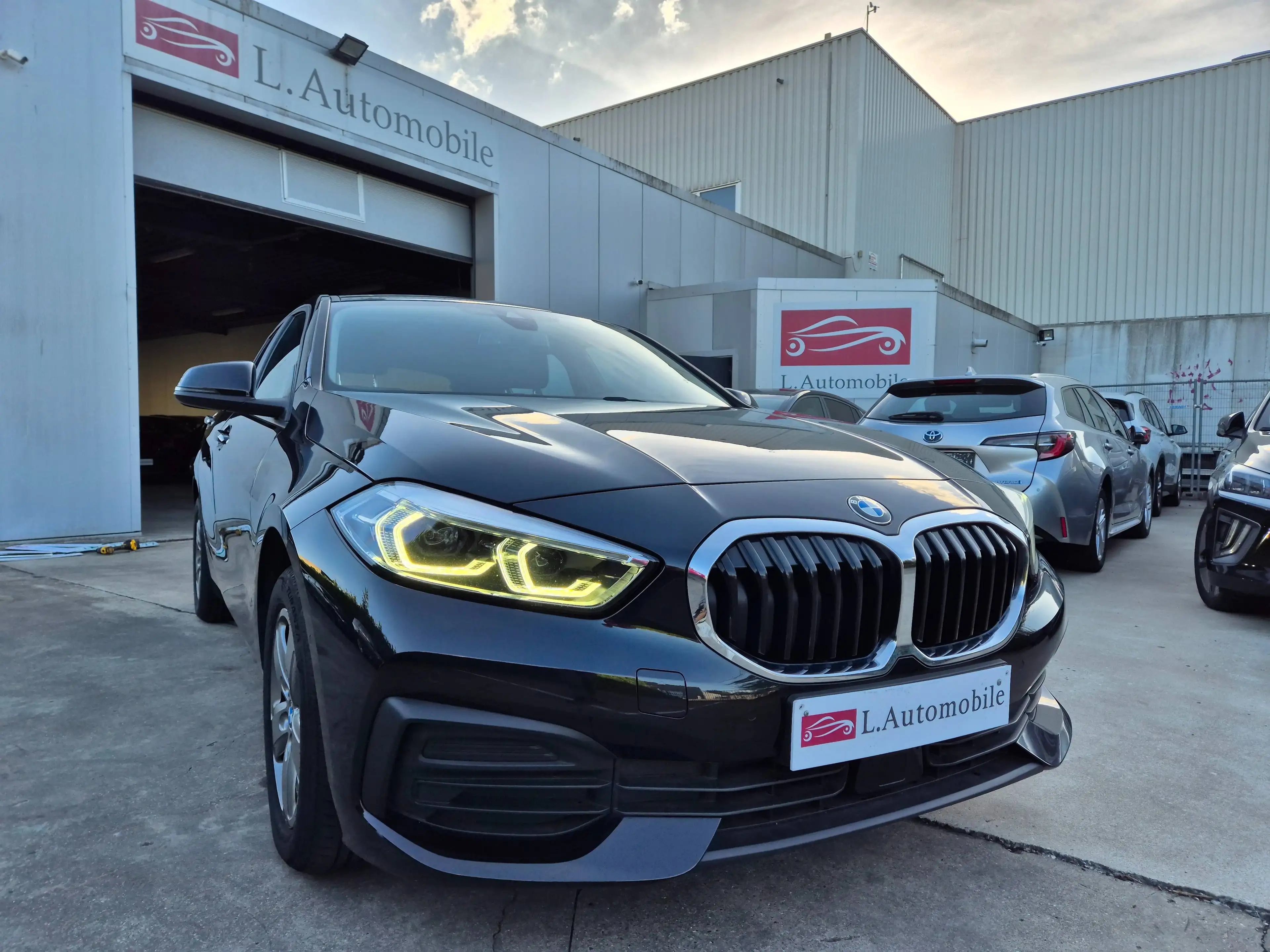 BMW 118 iA 136cv // AUTOM. // 84.106 KM // 2024 !! — photo 3