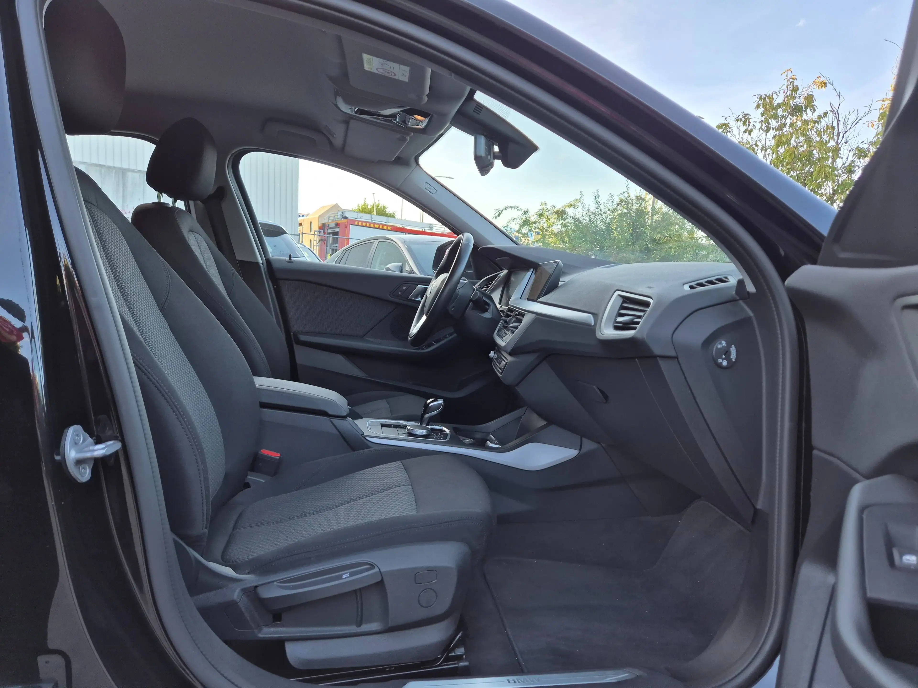 BMW 118 iA 136cv // AUTOM. // 84.106 KM // 2024 !! — photo 13