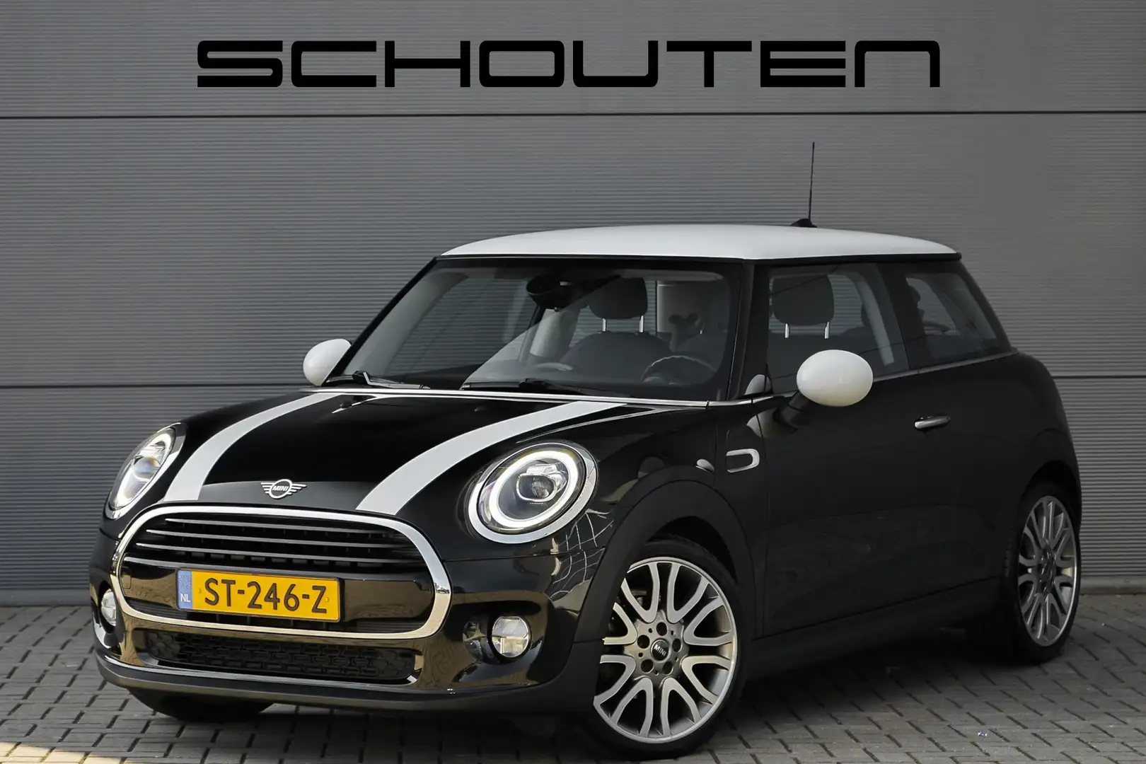 MINI Cooper Mini 1.5 136PK Navi Cruise CarPlay 18" Zwart - 1