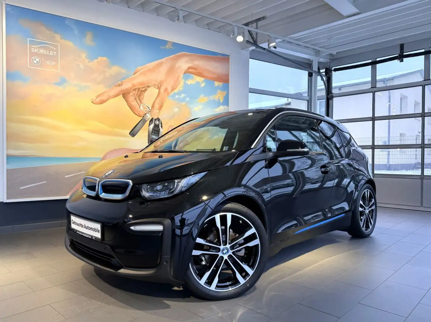 BMW i3 120 Ah Exclusive KAM+ACC+LEDer+HARM+KOMF+20* Schwarz - 1