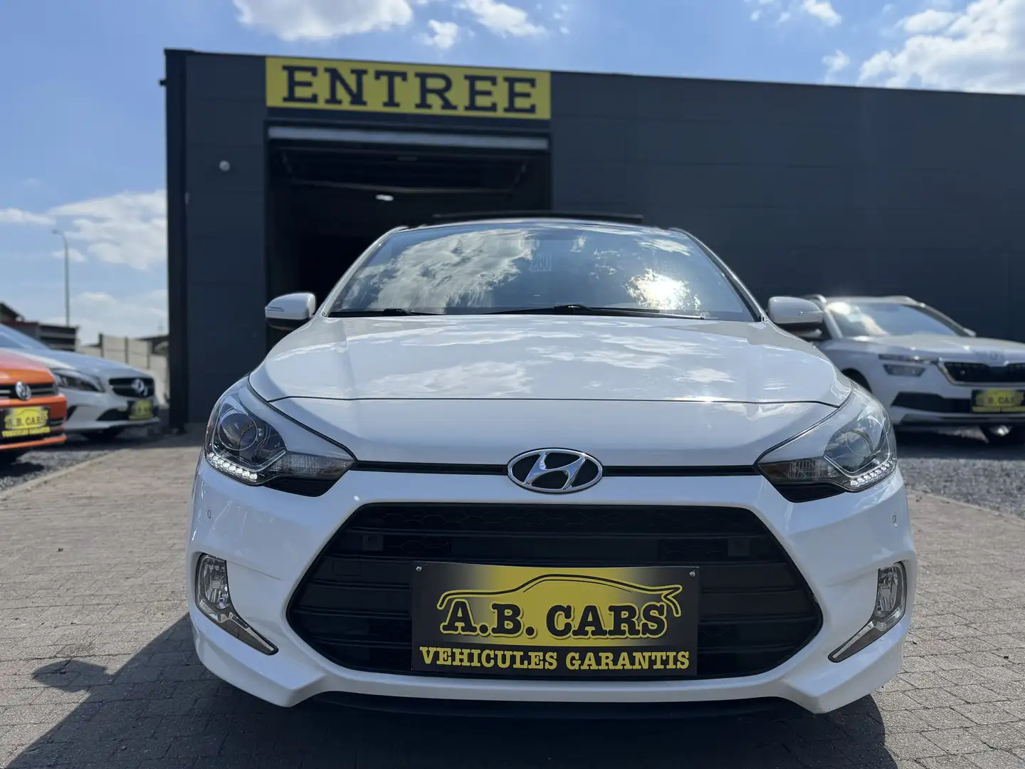 Hyundai i20 1.2i SPORT *GARANTIE 12MOIS*1ER PROPRIÉTAIRE White - 2