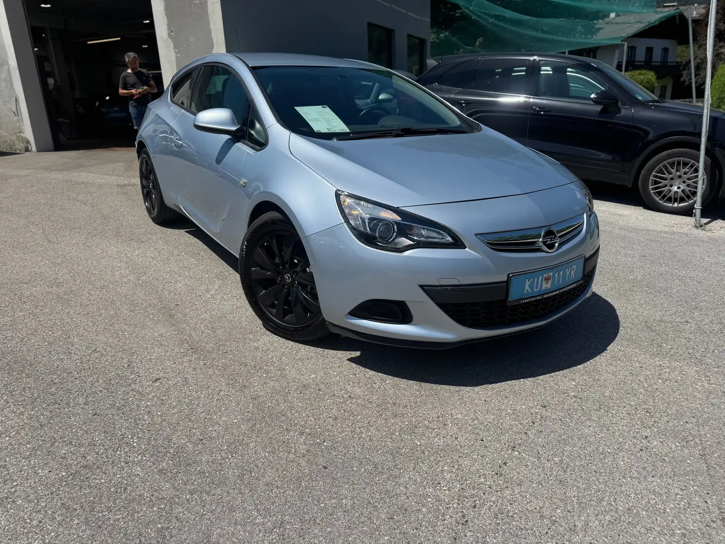 Opel Astra Basis Grau - 1