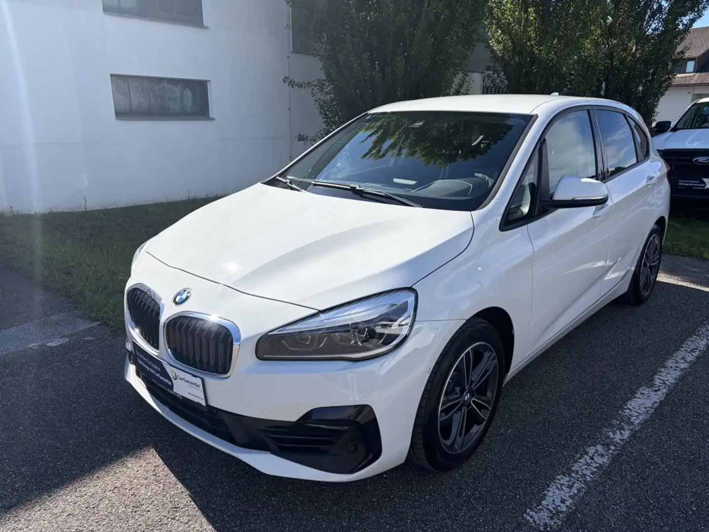 BMW 218 i Active Tourer Weiß - 1