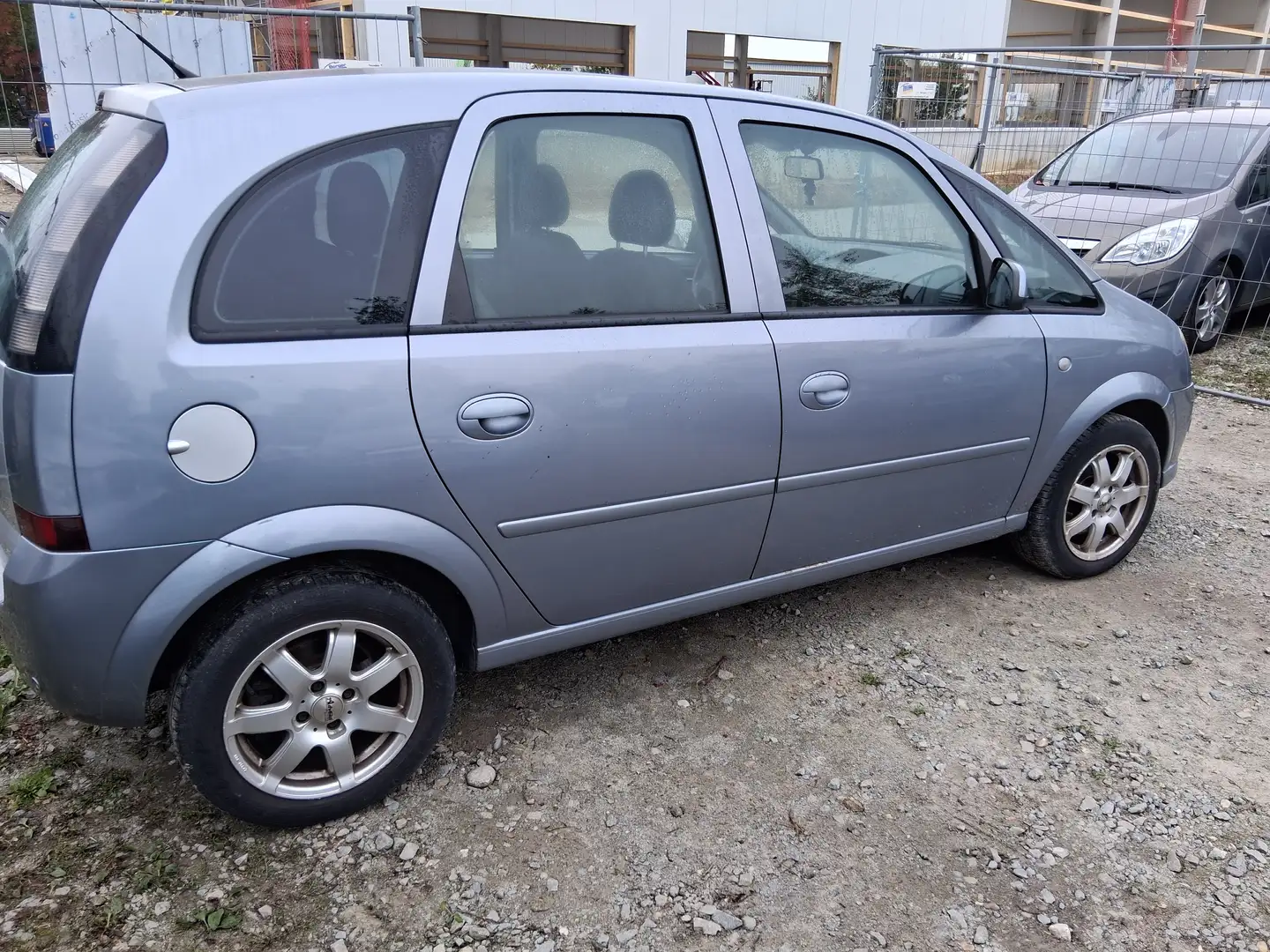 Opel Meriva Meriva 1.6 16V Innovation 110 Jahre Blau - 2