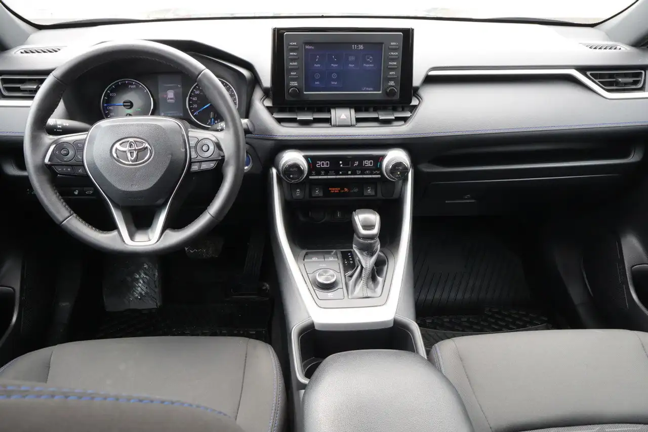 Toyota RAV 4 снимка Toyota RAV 4