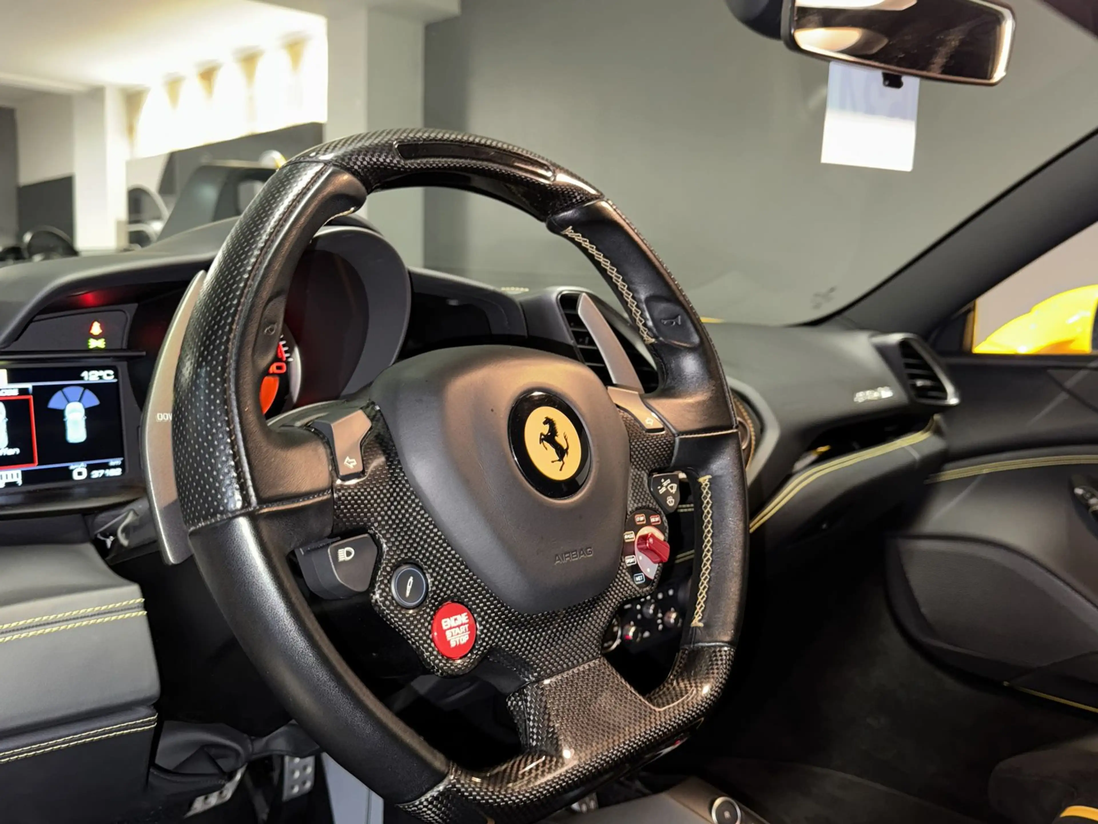 Ferrari 488 Lift Carbon Keramik Alcantara Schalen.S — photo 15