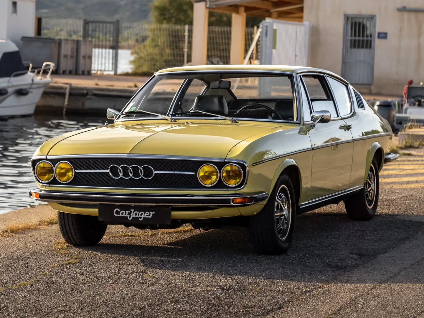 Audi 100 s Amarillo - 1