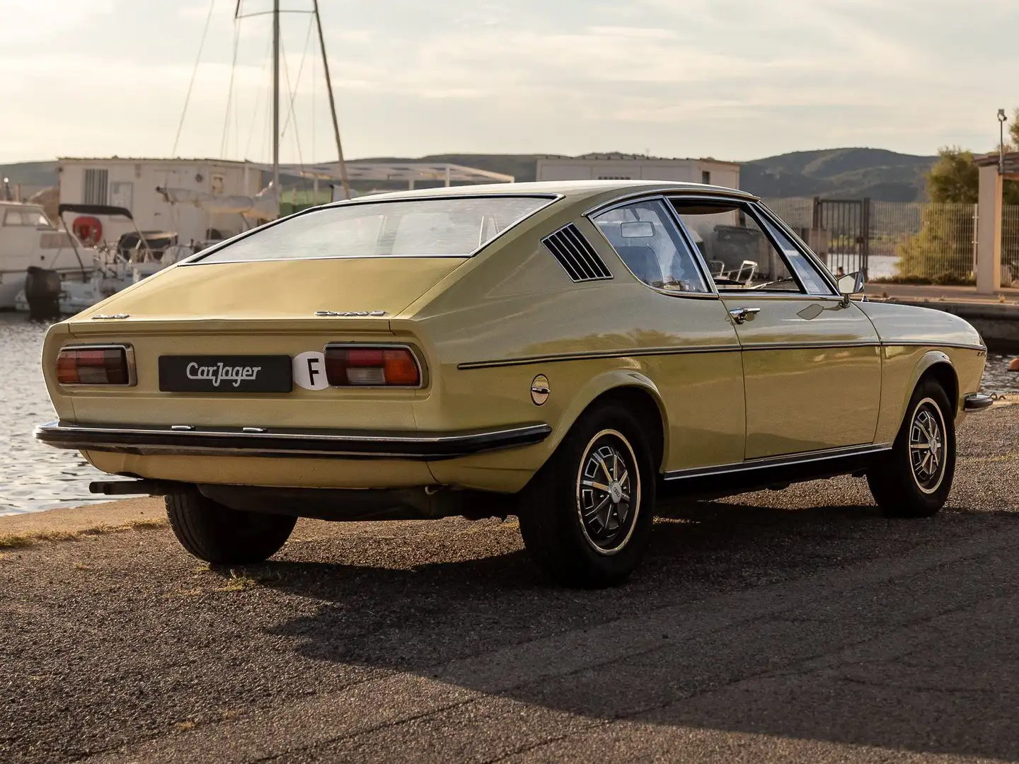 Audi 100 s Amarillo - 2