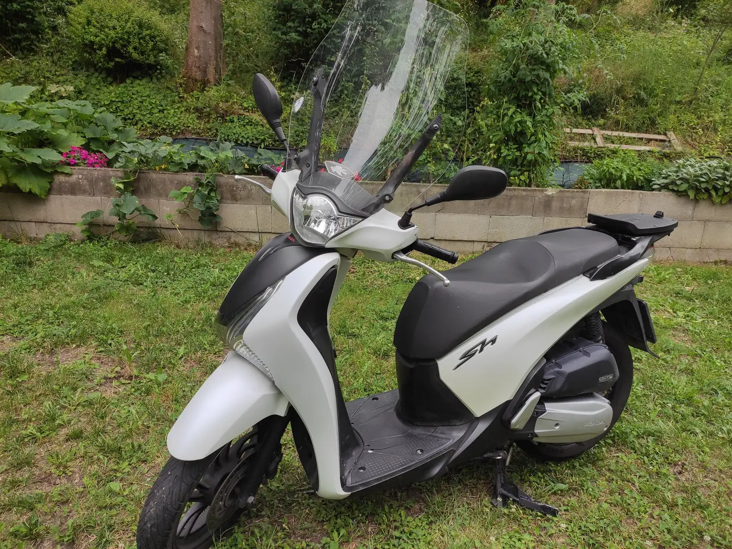 Honda SH 150i sport Blanc - 1