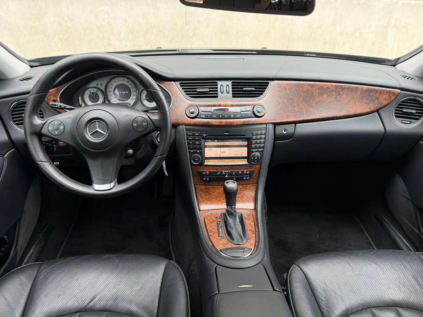 Mercedes-Benz CLS 350 CGI Prestige, Xenon, Leer, Vol, Youngtimer Zwart - 2