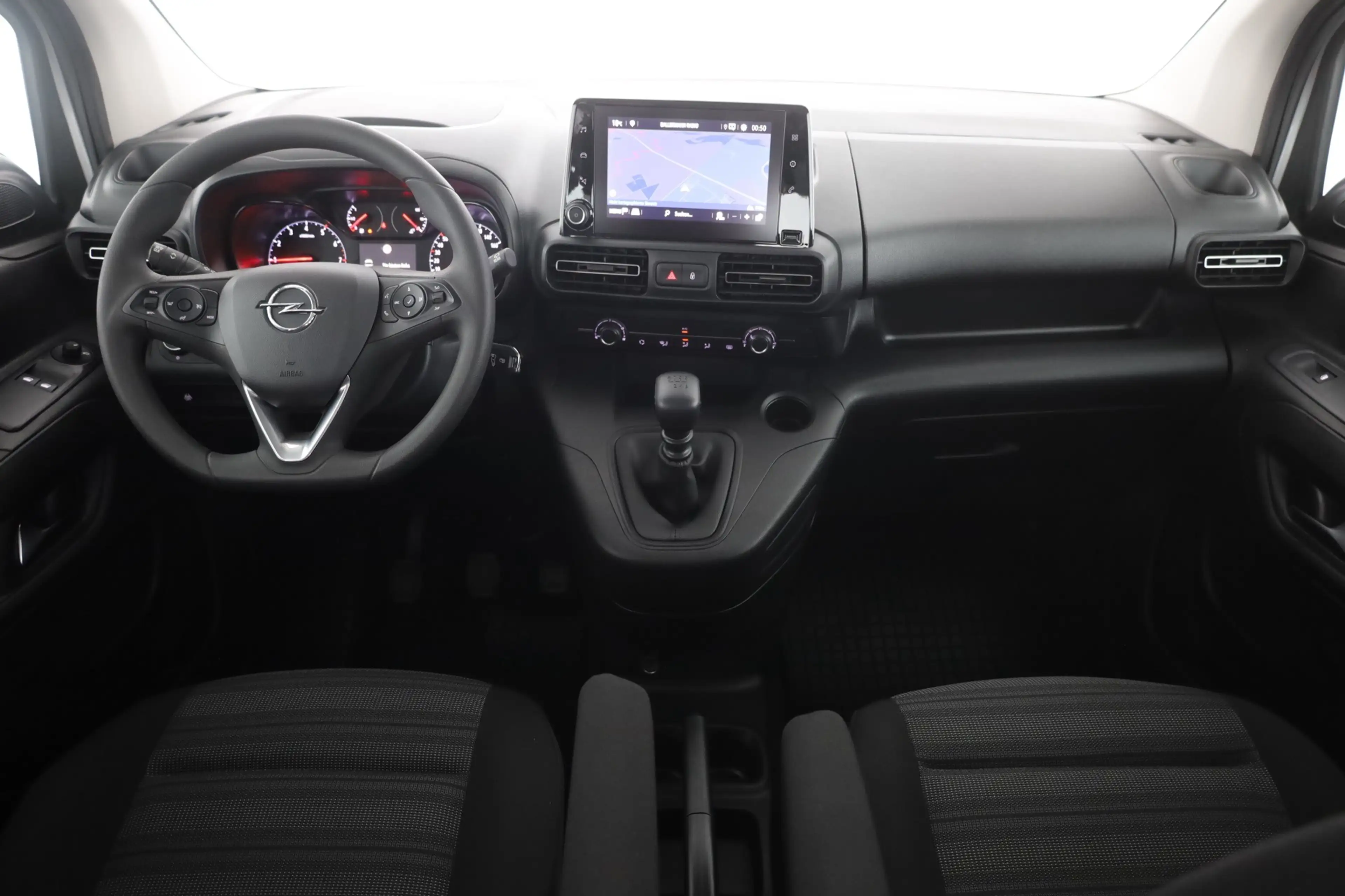 Opel Combo Life E 1.2 Edition Navi IntelliLink DAB — photo 9