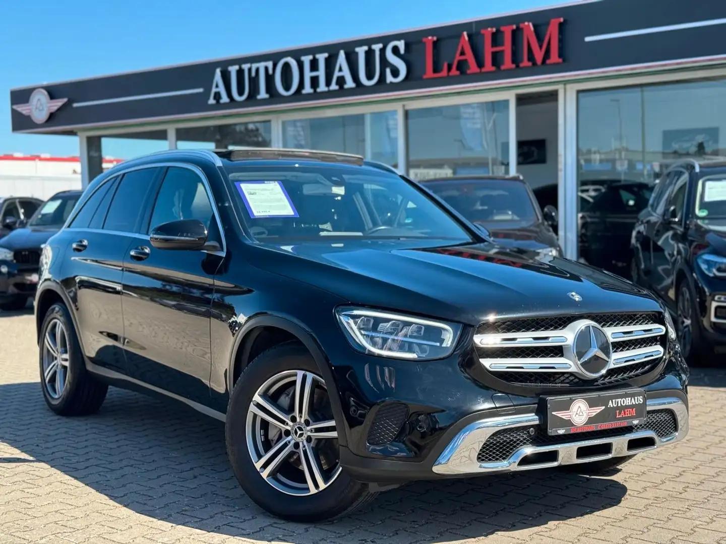 Mercedes-Benz GLC 220 d 4Matic 9G-TRONIC*PANO*STANDHEIZUNG*NAV Noir - 1
