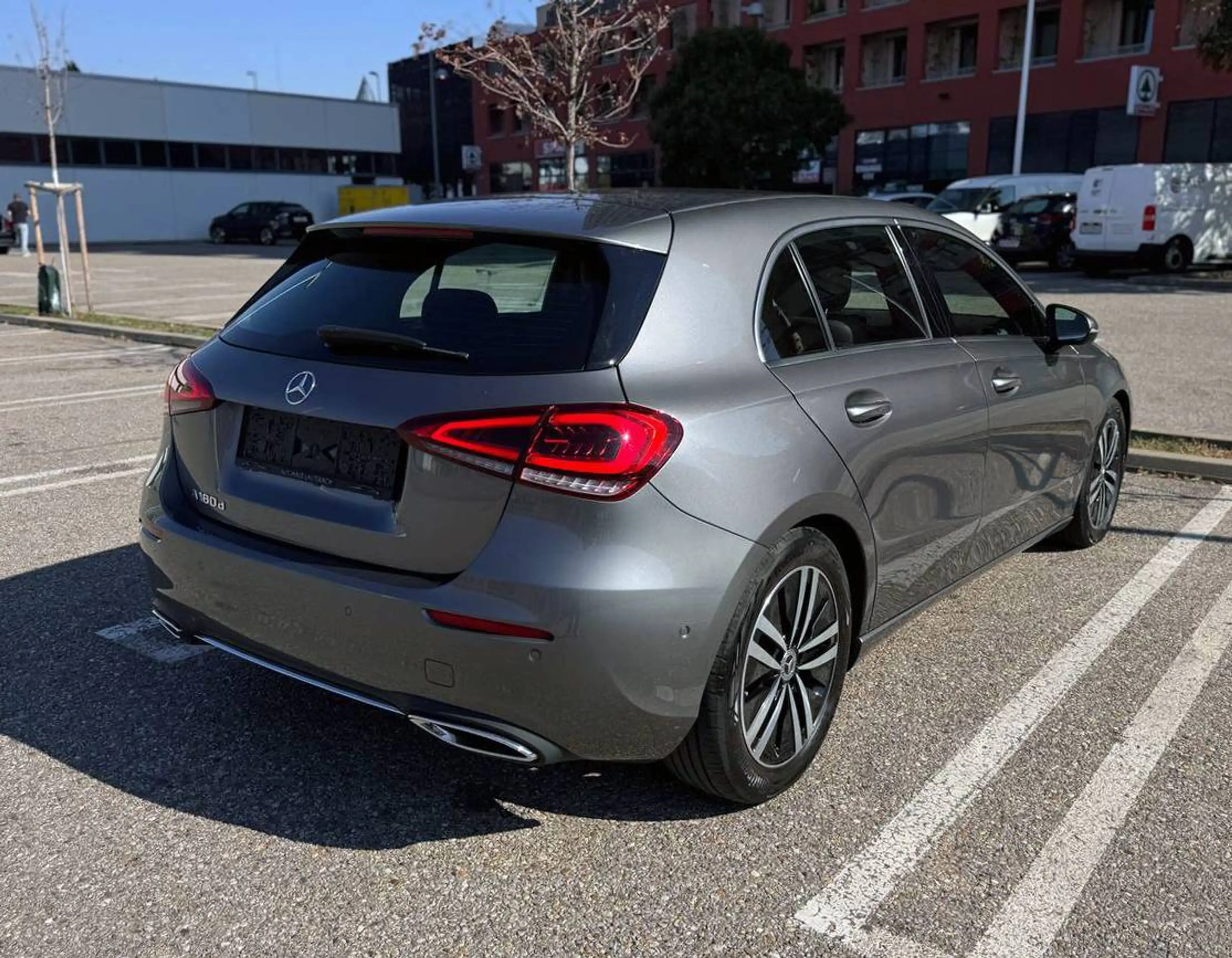 Mercedes-Benz A 180 Navi | Kamera | LED | AHK — photo 5
