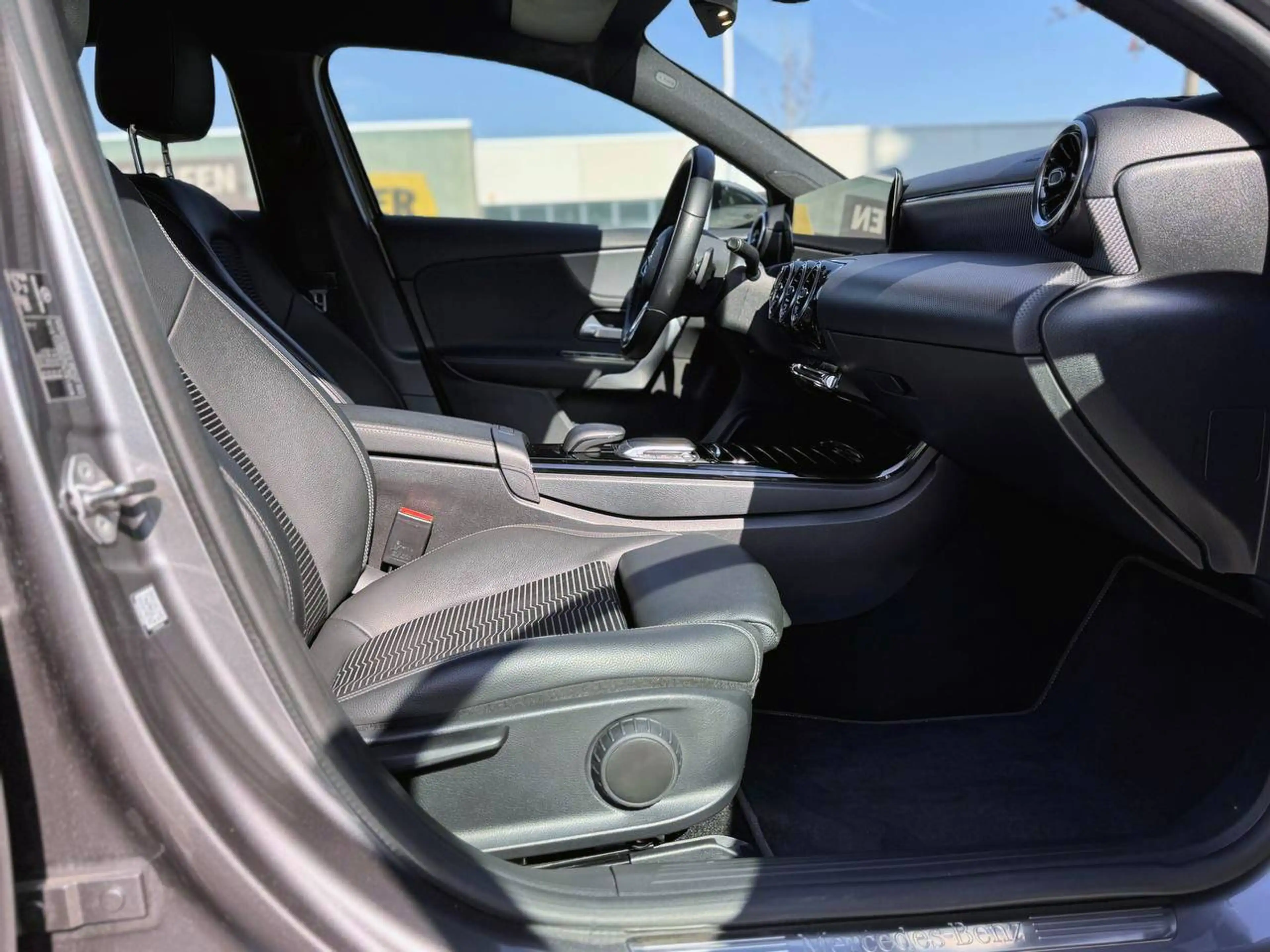 Mercedes-Benz A 180 Navi | Kamera | LED | AHK — photo 14