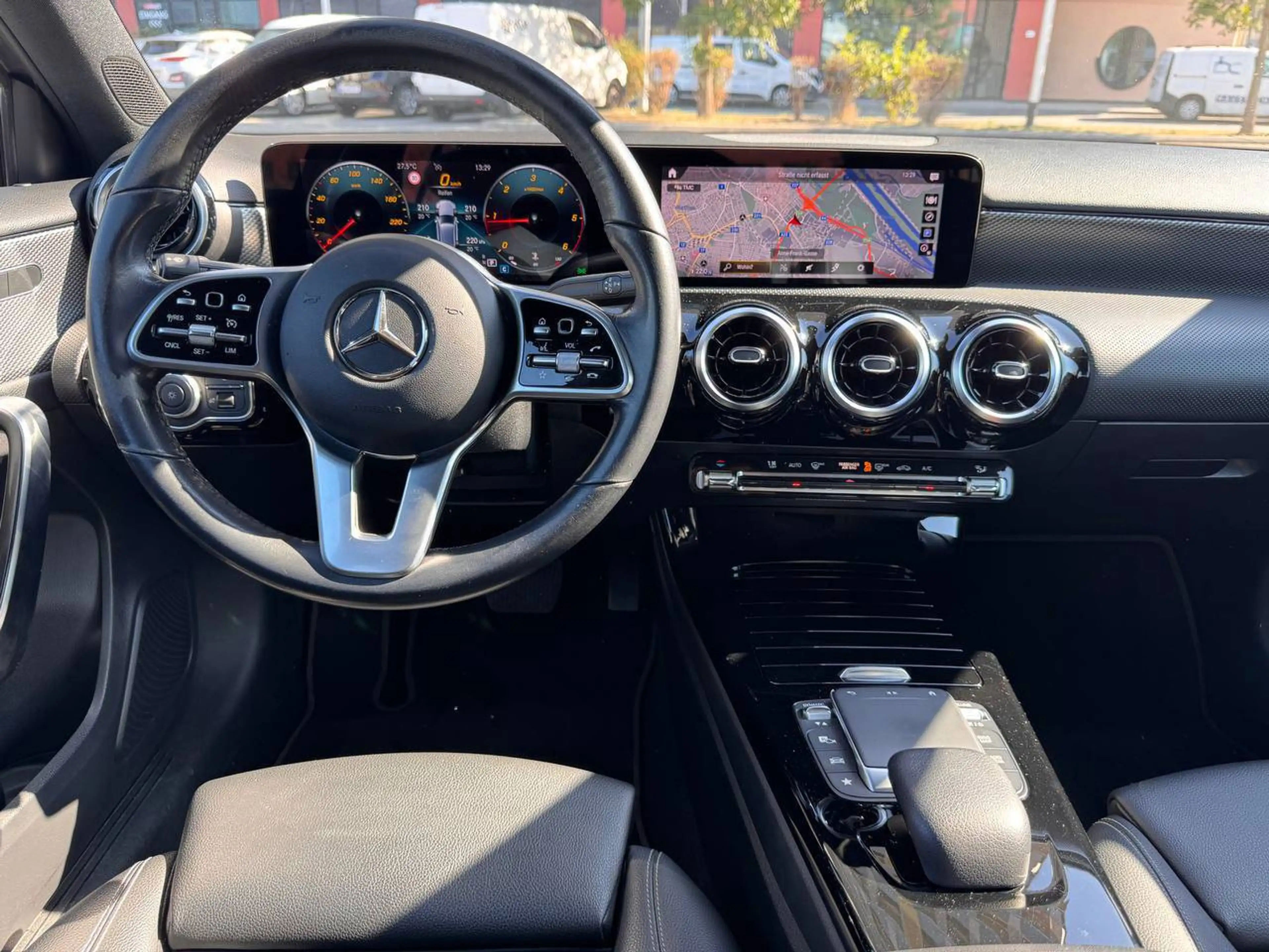 Mercedes-Benz A 180 Navi | Kamera | LED | AHK — photo 10