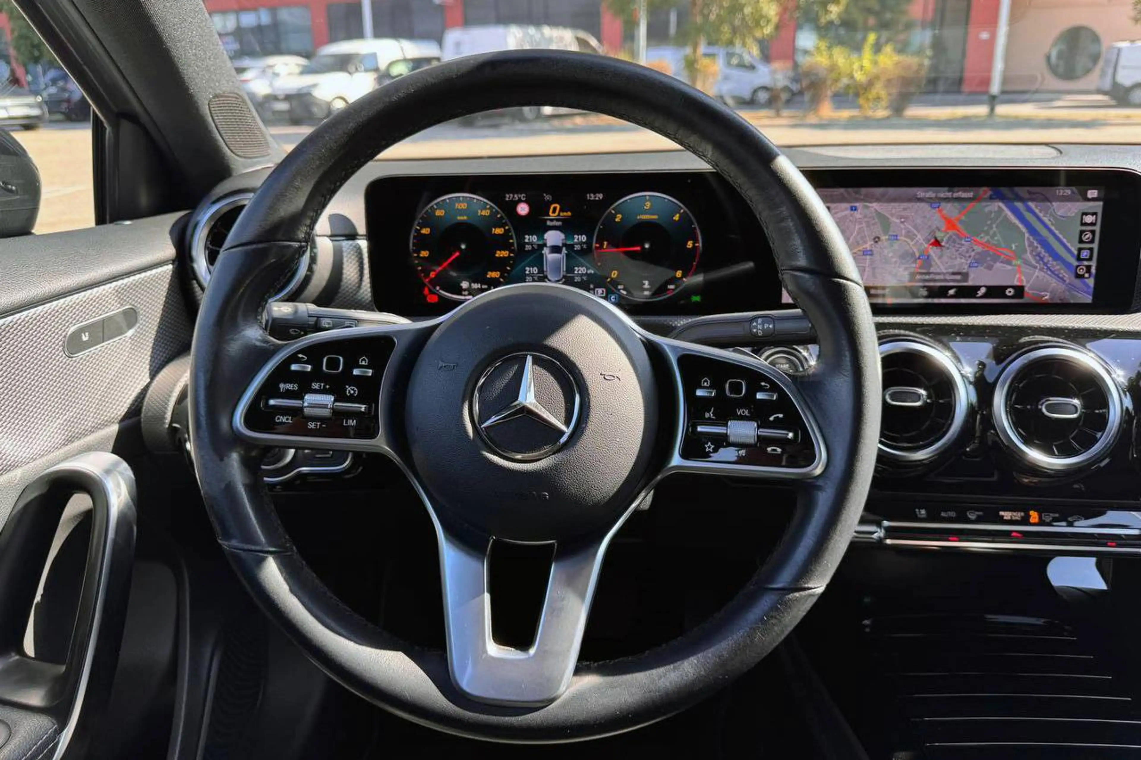 Mercedes-Benz A 180 Navi | Kamera | LED | AHK — photo 11