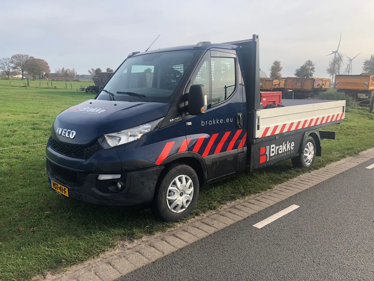 Iveco Daily 35S13 2.3D Blauw - 1