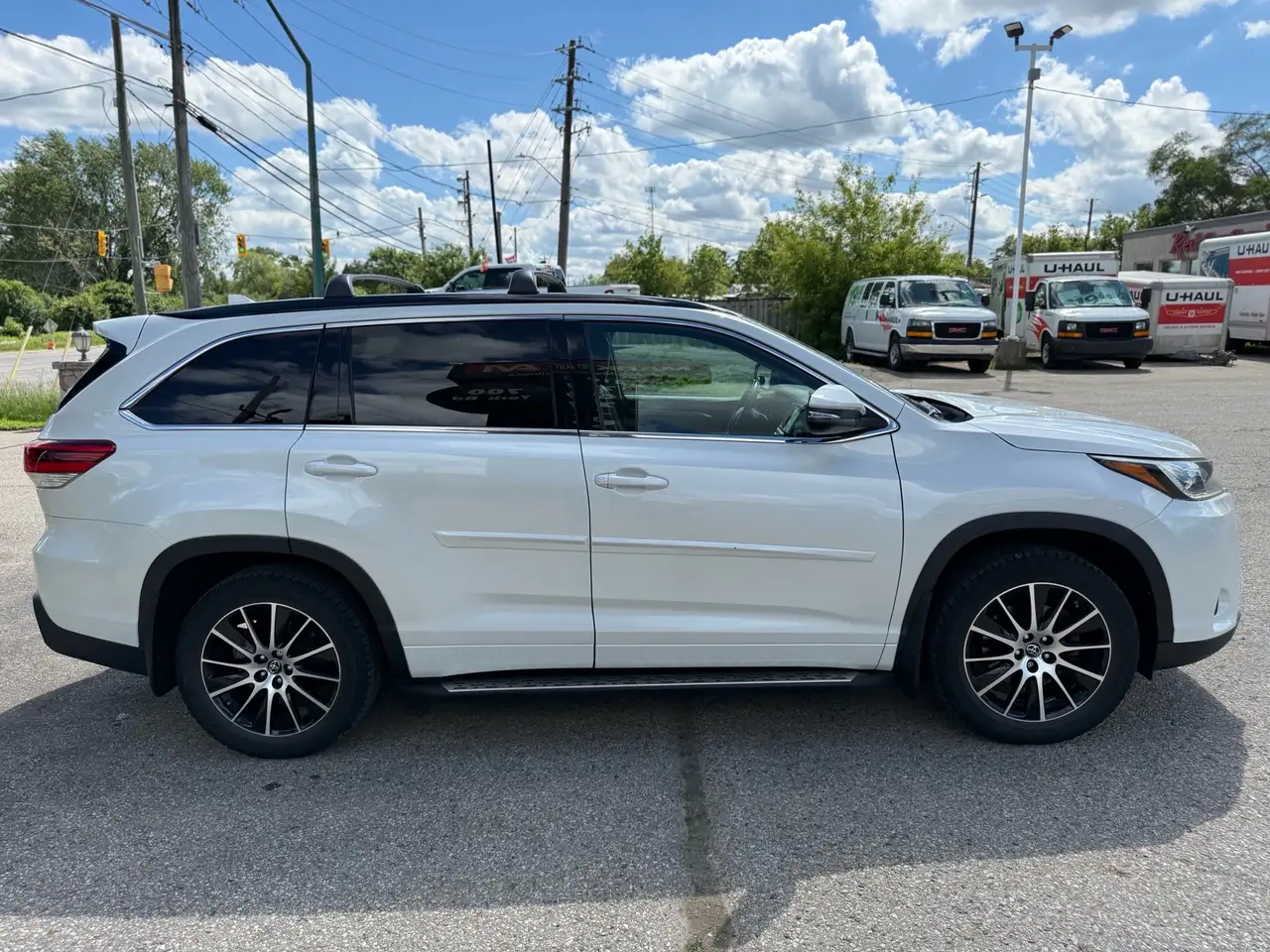 Toyota Highlander снимка Toyota Highlander