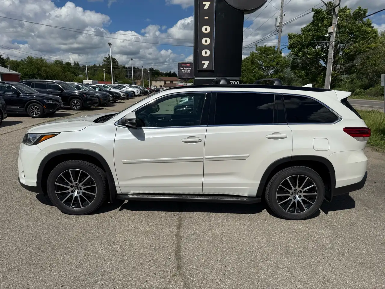 Toyota Highlander снимка Toyota Highlander
