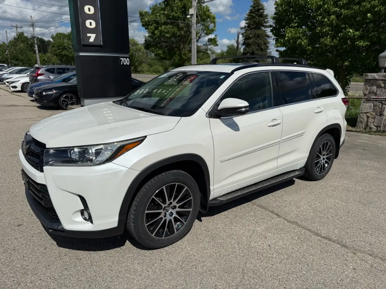 Toyota Highlander снимка Toyota Highlander