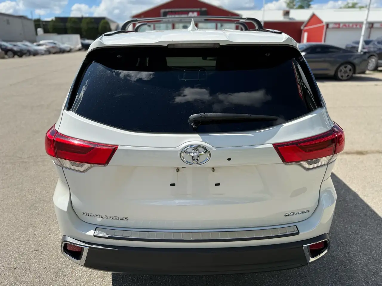 Toyota Highlander снимка Toyota Highlander