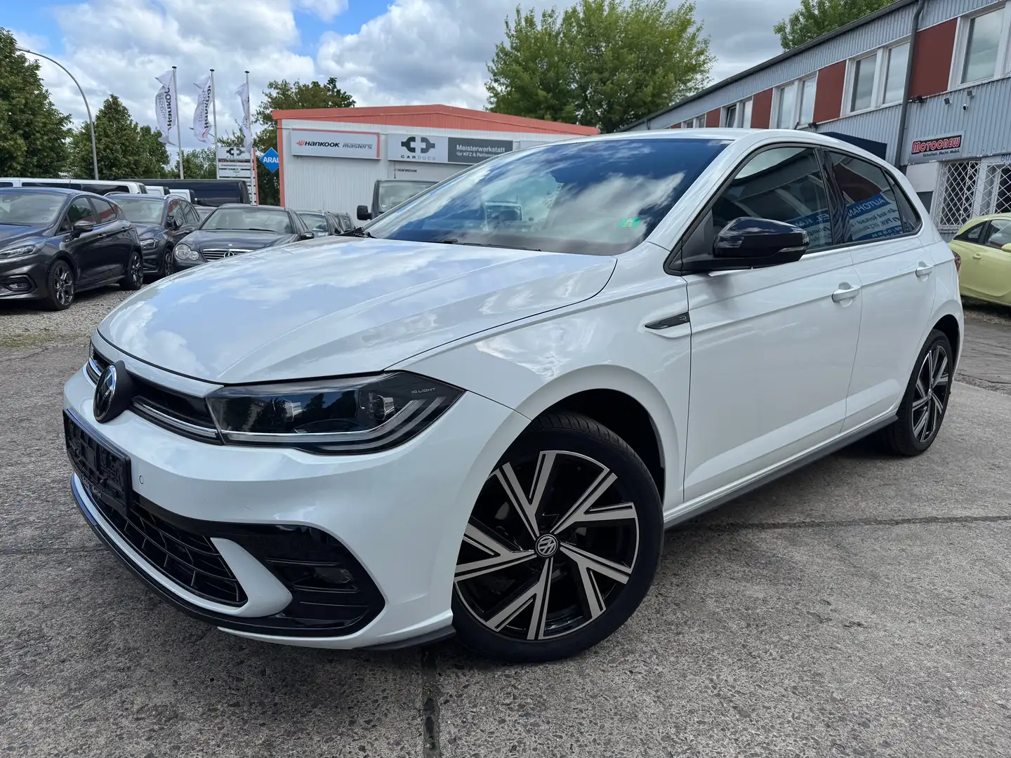 Volkswagen Polo 1.0L R-Line / ACC / TÜV NEU Wit - 1