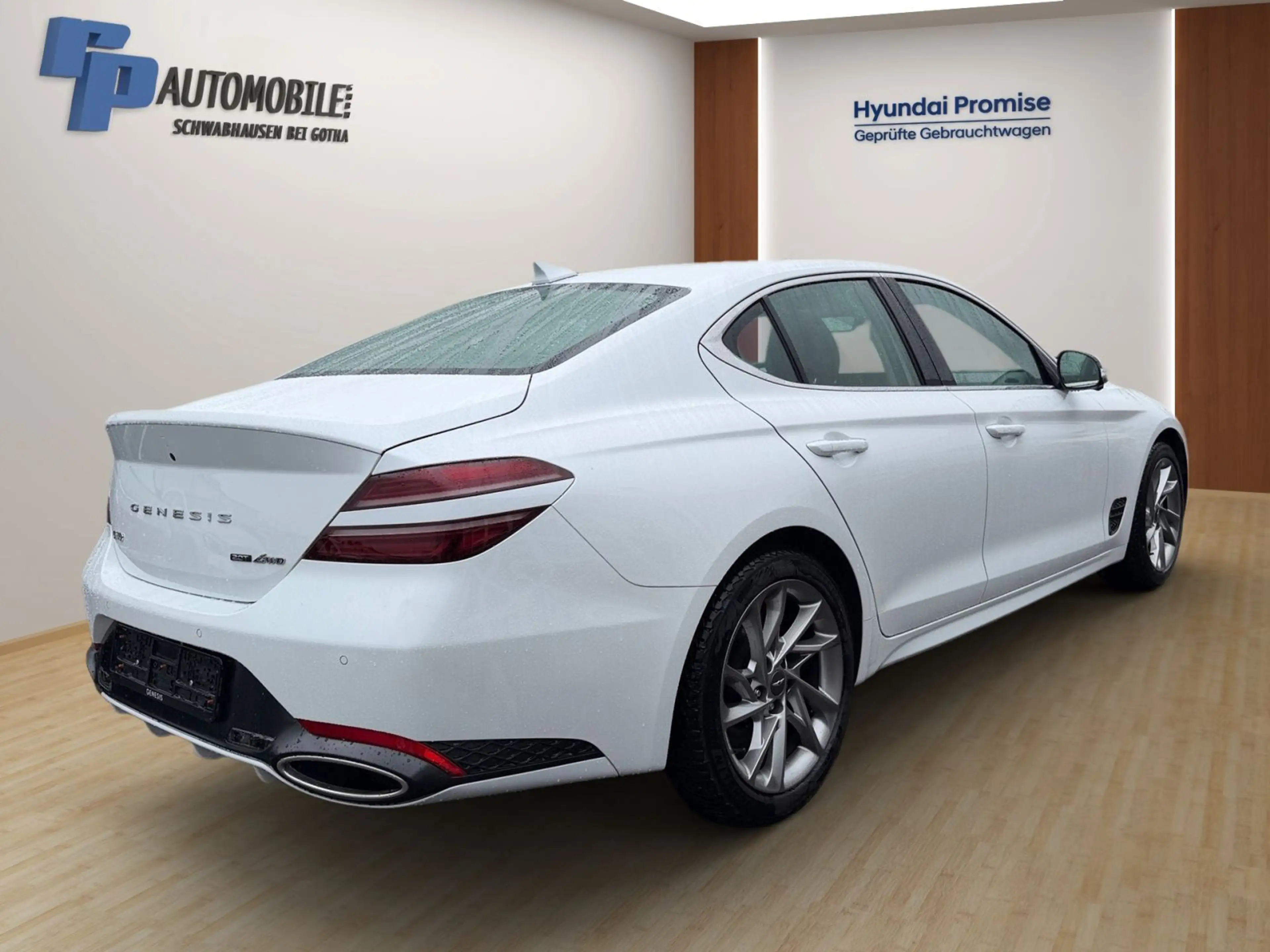 Genesis G70 2.0 T-GDi 4WD Luxury — photo 3