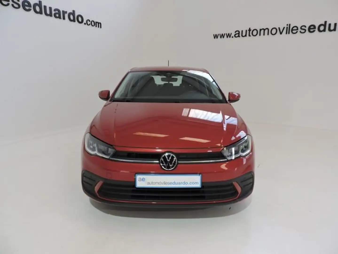 Volkswagen Polo 1.0 TSI Life DSG 70kW Rojo - 2