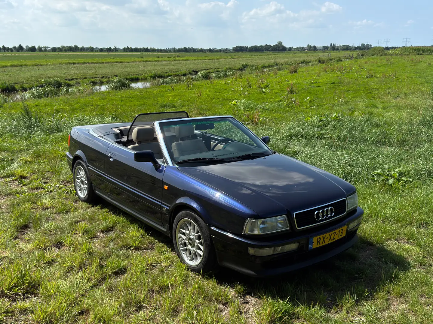 Audi Cabriolet 1.8 5V Pro Line Excl Blauw - 1