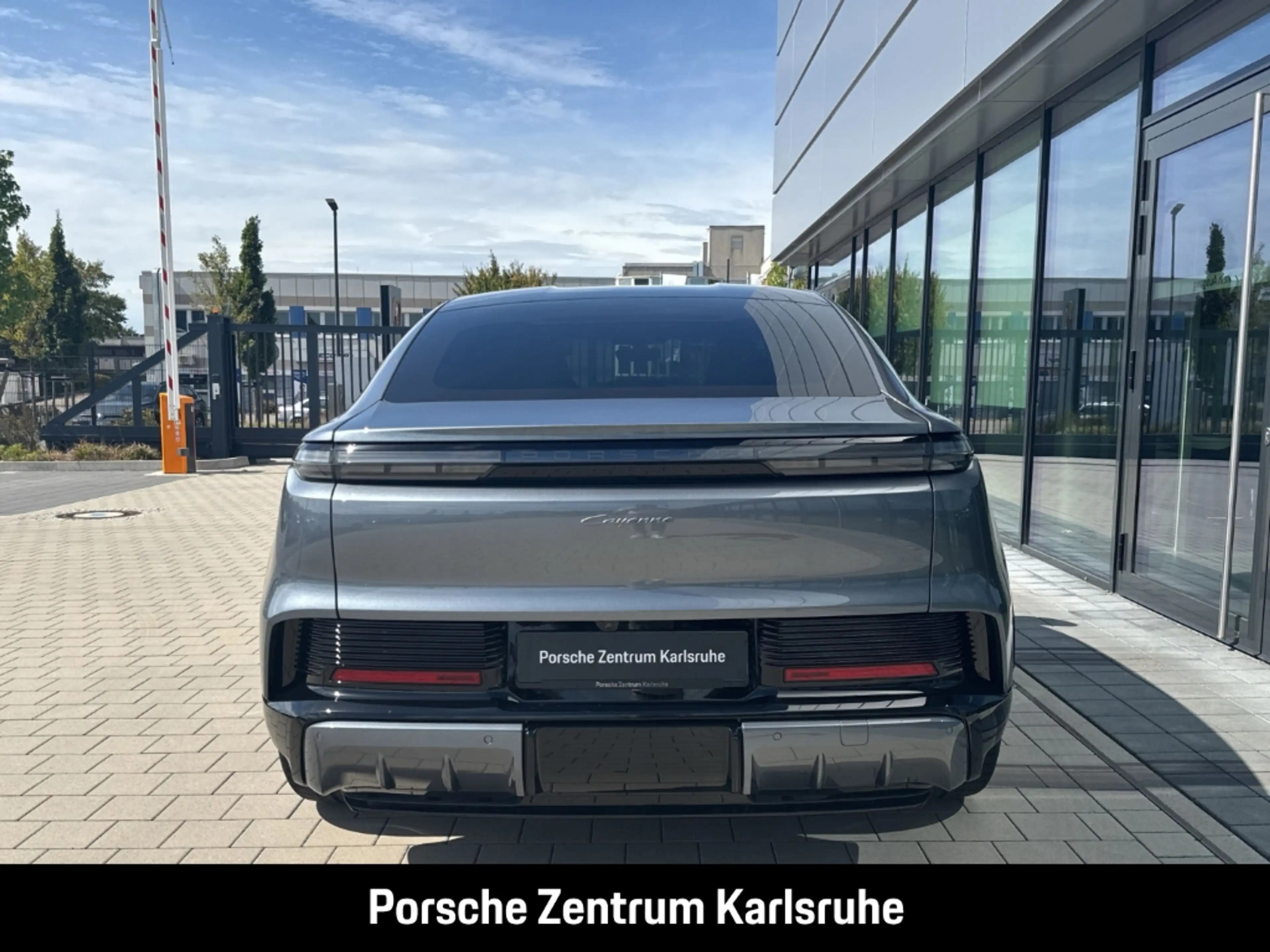 Porsche Cayenne Coupe Electric HA-Lenkung Head-Up 22-Zoll — photo 5