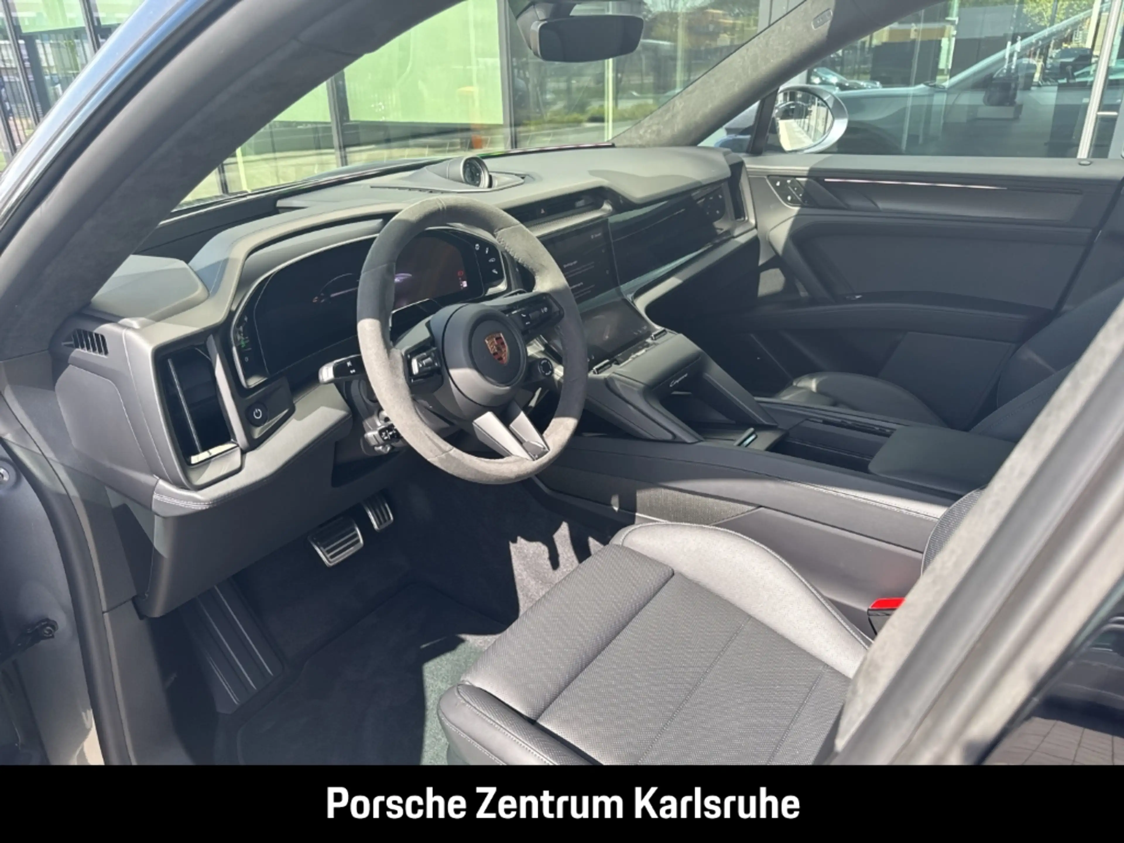 Porsche Cayenne Coupe Electric HA-Lenkung Head-Up 22-Zoll — photo 12
