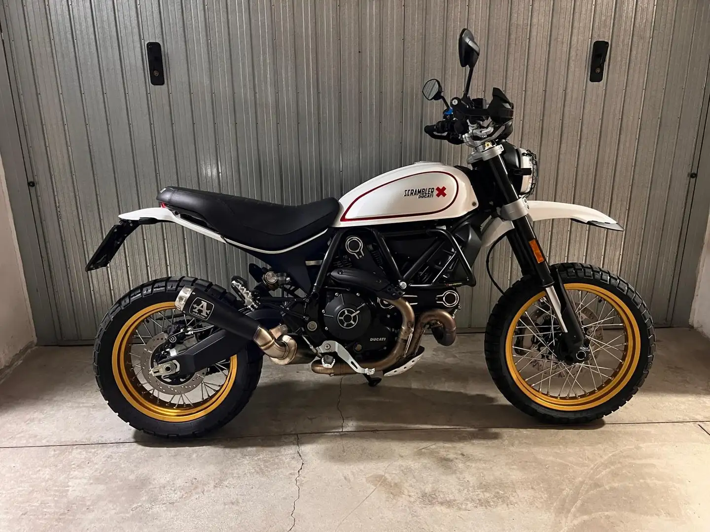 Ducati Scrambler Desert Sled Bianco - 1