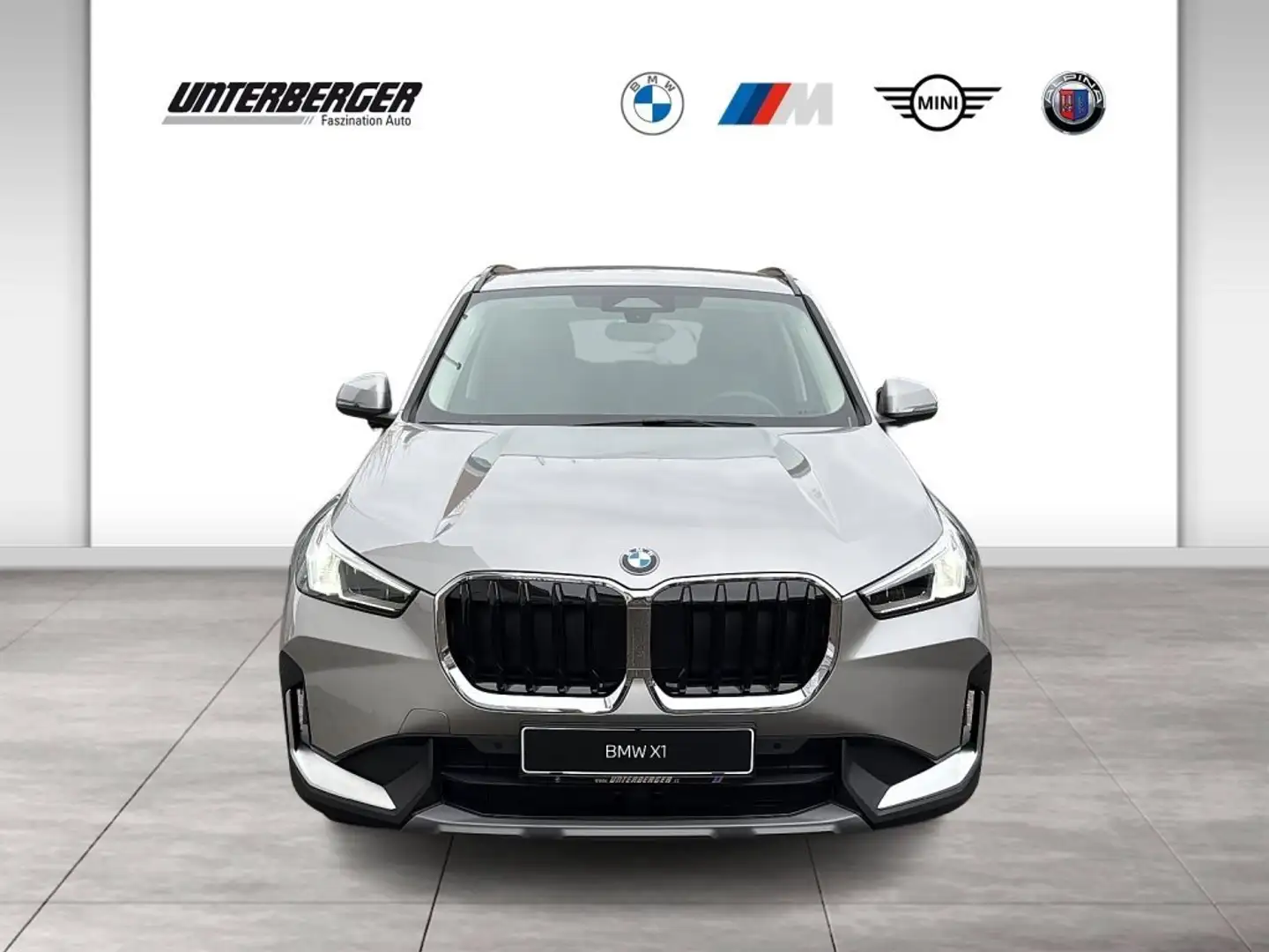 BMW X1 sDrive18i Sitzh. | Navi | Parking Ass. | AHK Grey - 2
