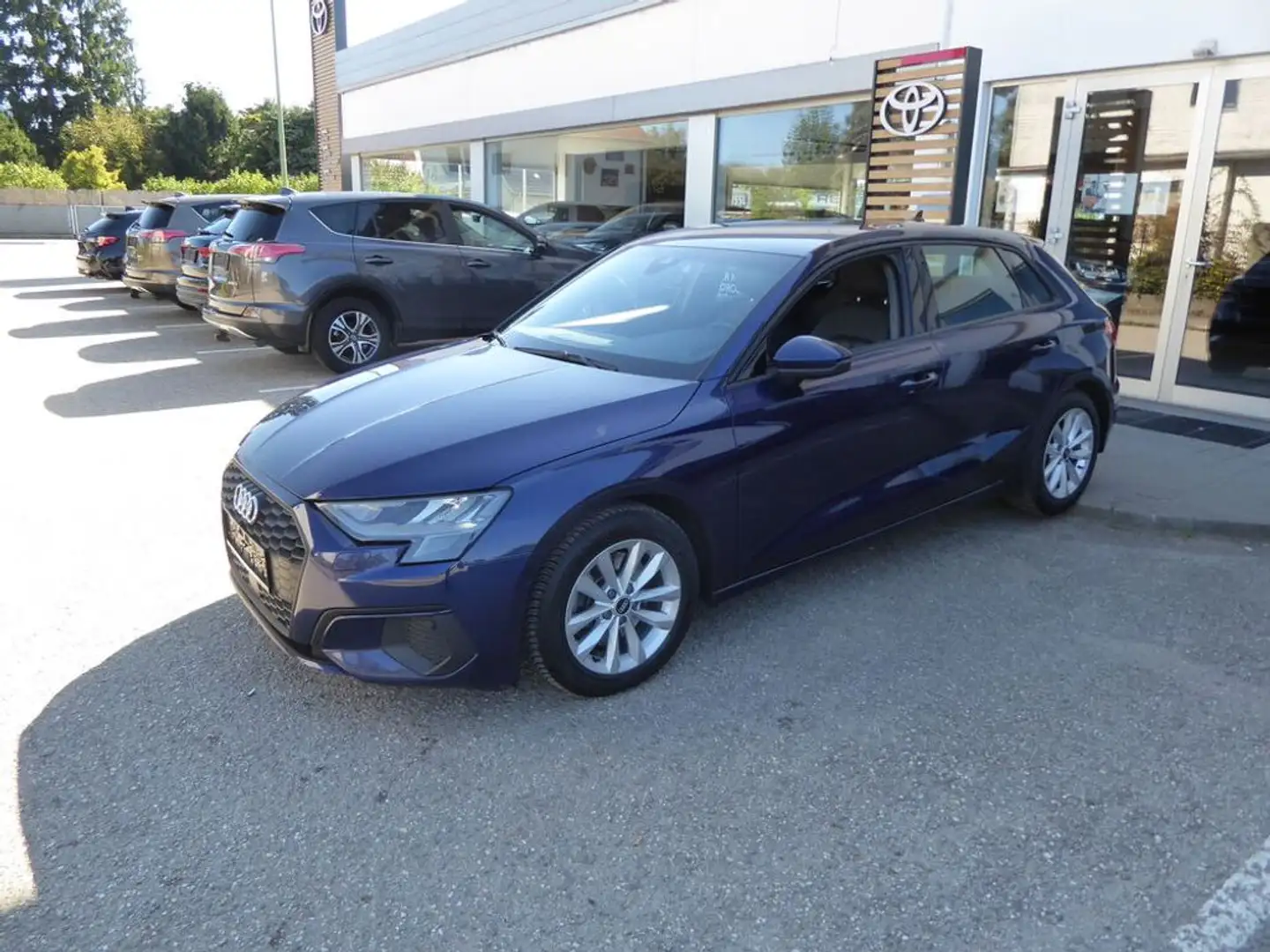 Audi A3 SB 30 TFSI S-tronic *LED*VIRTUAL*LEDER* Blau - 2