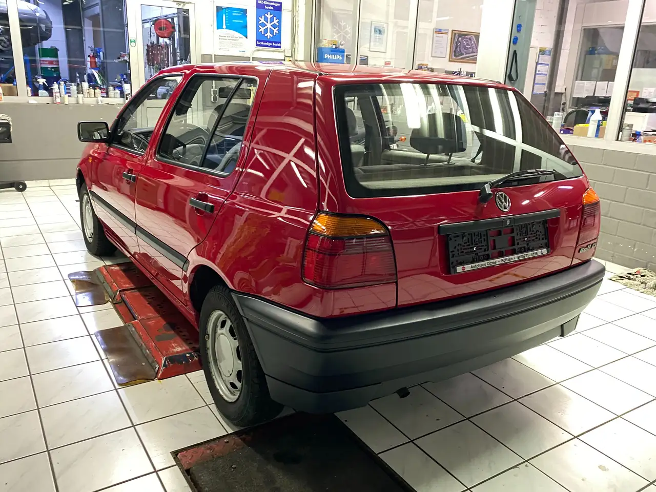 Volkswagen Golf 1.8 CL Klima,el-SHD,I -Hand ,25396 km,Oldtimer-H, foto 9