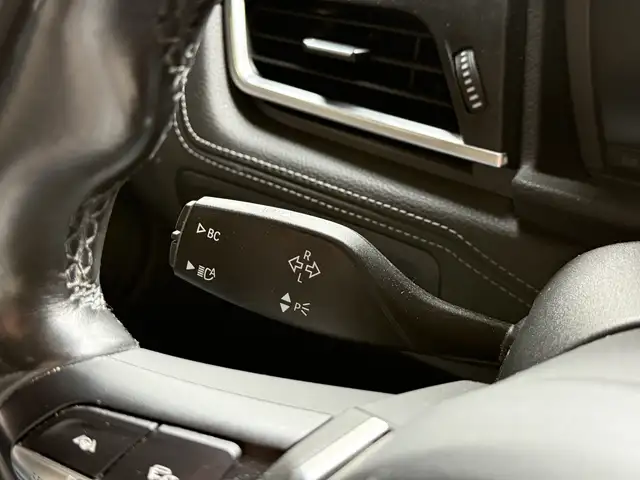 BMW 2 Series view 24