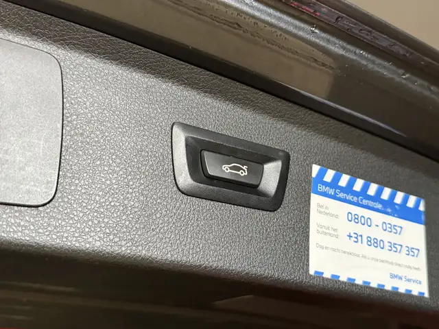 BMW 2 Series view 13