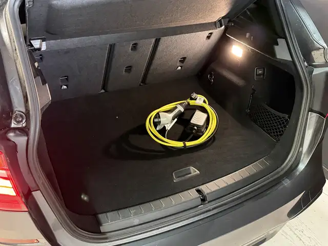 BMW 2 Series view 10