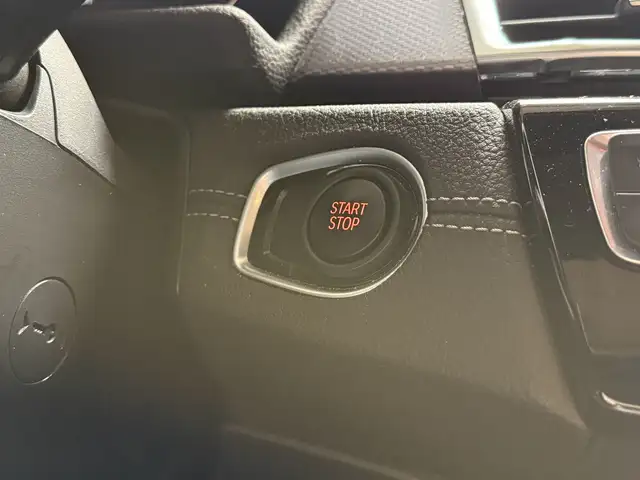 BMW 2 Series view 25