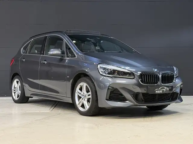 BMW 2 Series view 5