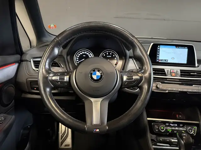 BMW 2 Series view 17