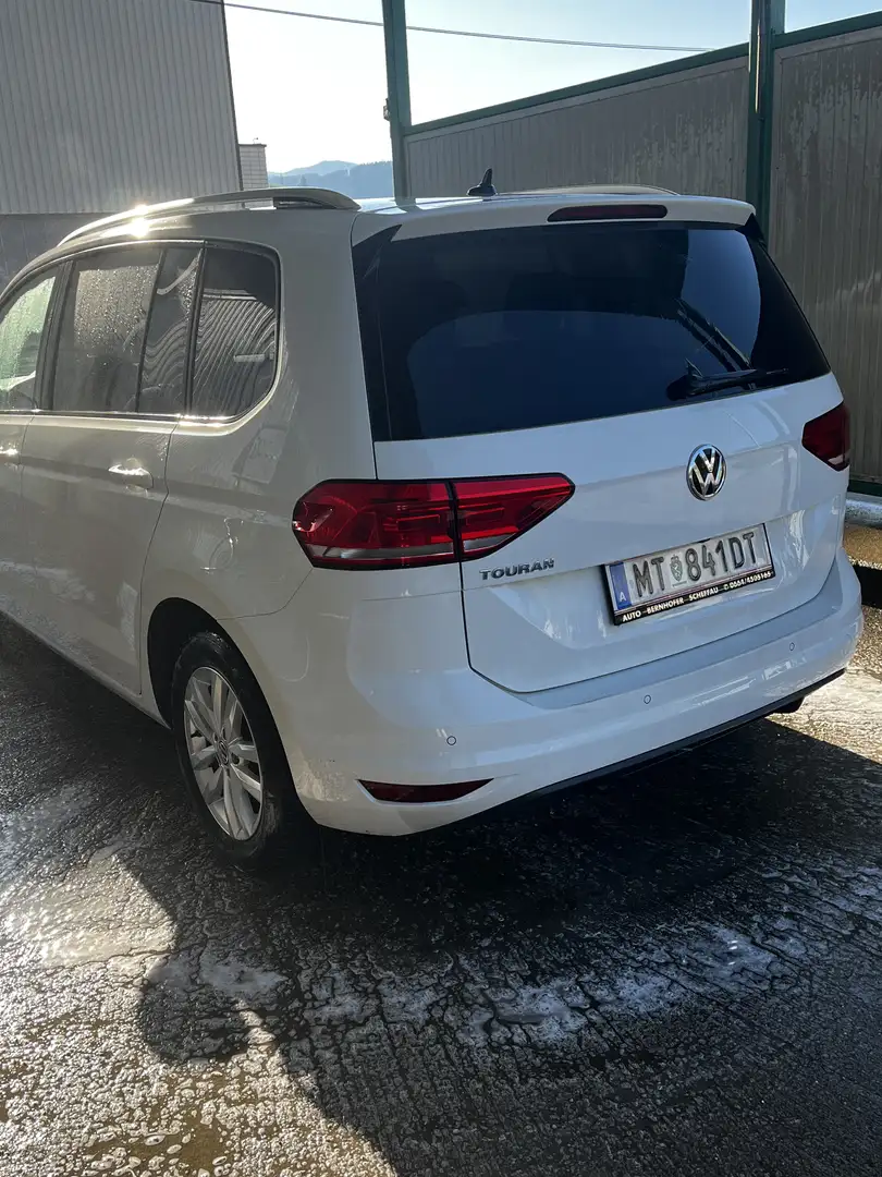 Volkswagen Touran Trendline 1,6 SCR TDI DSG - 2
