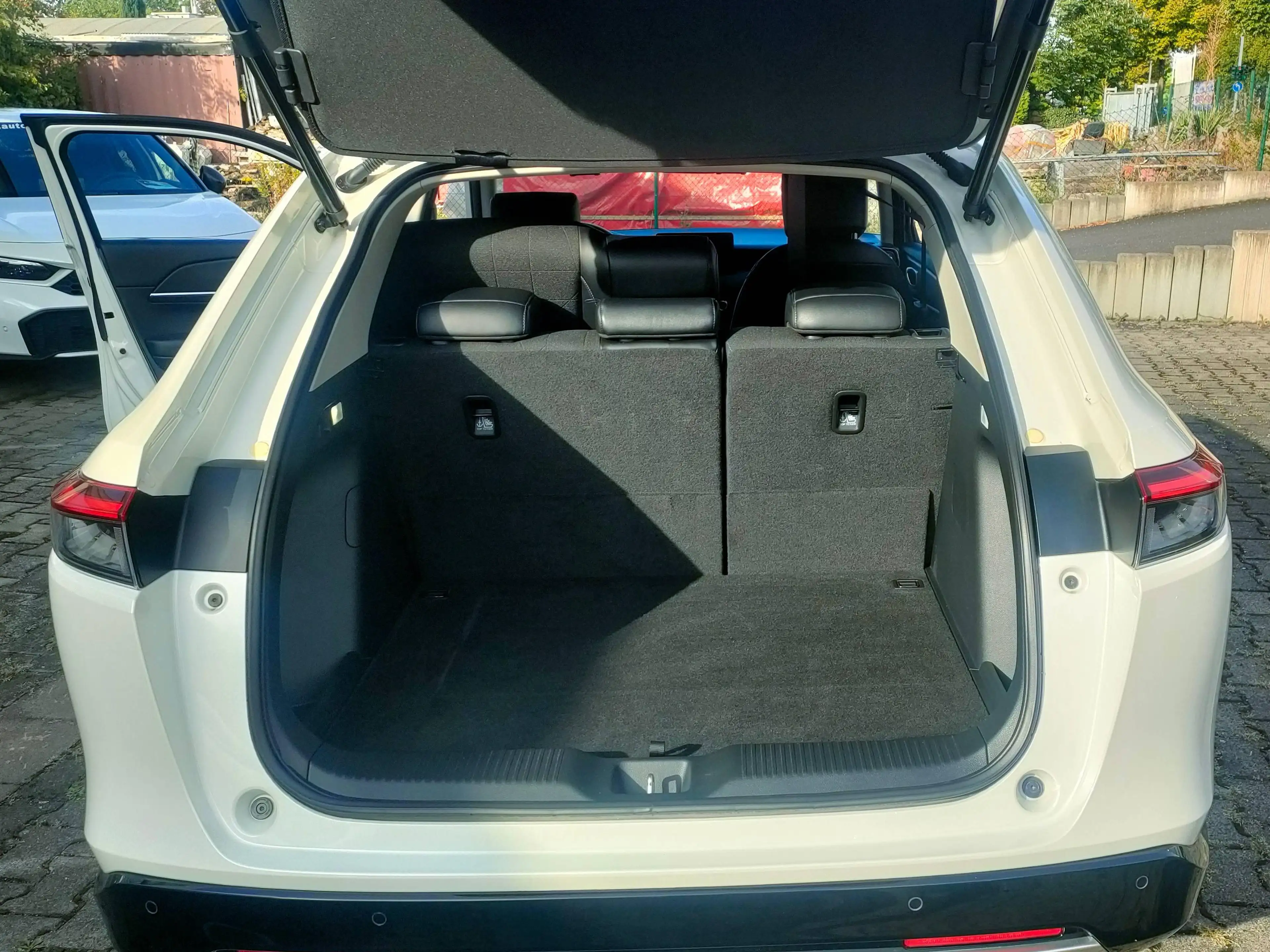 Honda HR-V Advance +Titanium Paket + 18Zoll HR1813 — photo 6