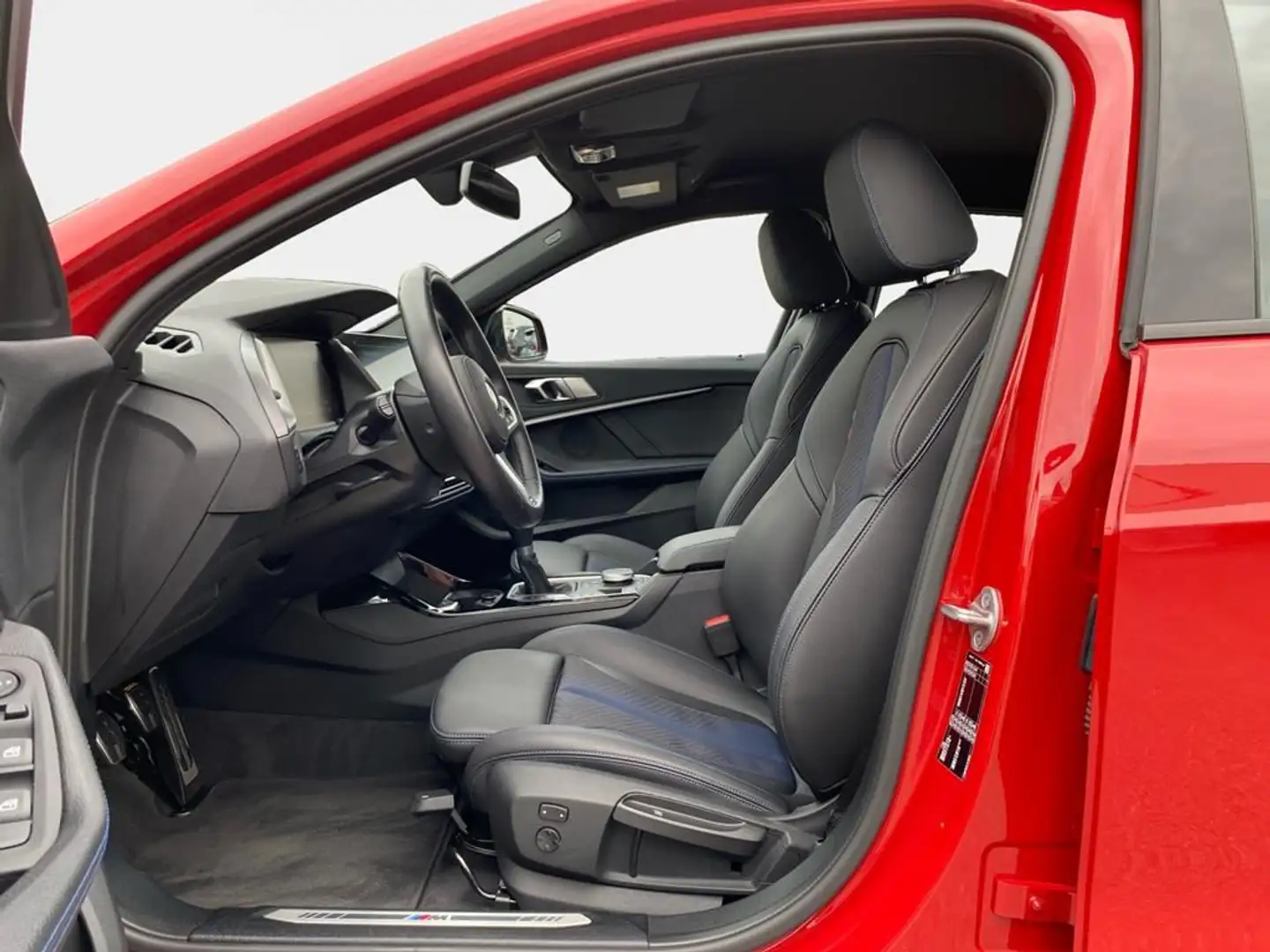BMW 118 M Sport Rot - 2