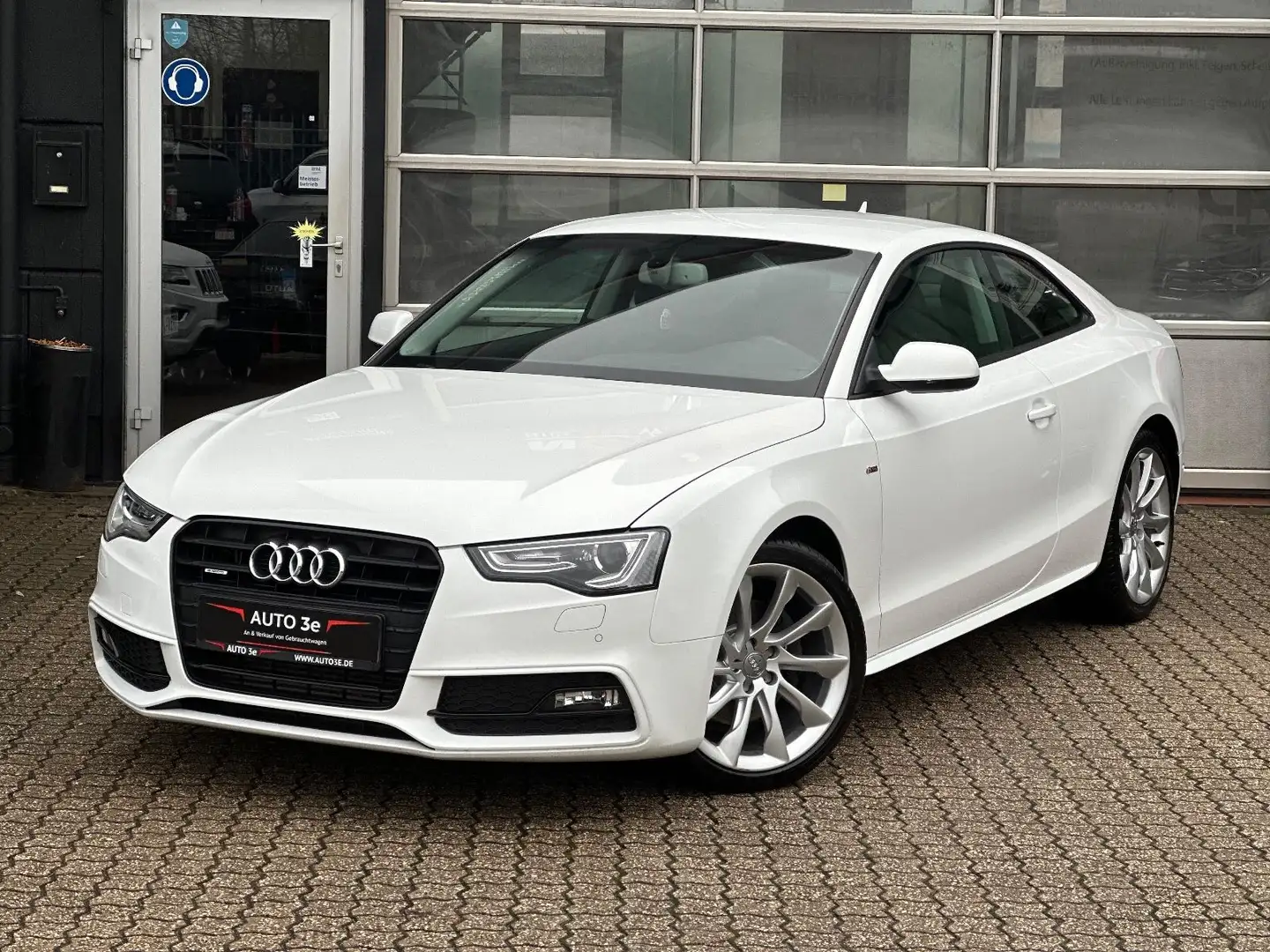 Audi A5 Coupe 3.0 TDI quattro S-Line Leder Navi Xenon Weiß - 2