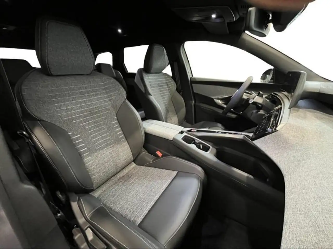 Peugeot 5008 2026 — фото 12
